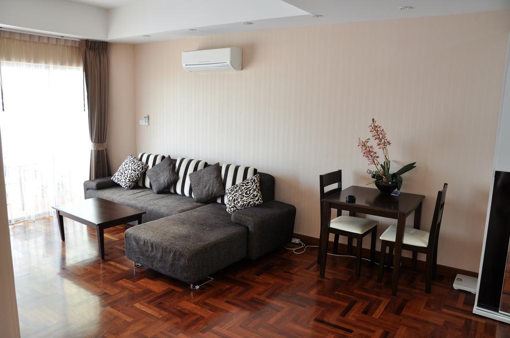 Sky Beach Apartment Pattaya Esterno foto