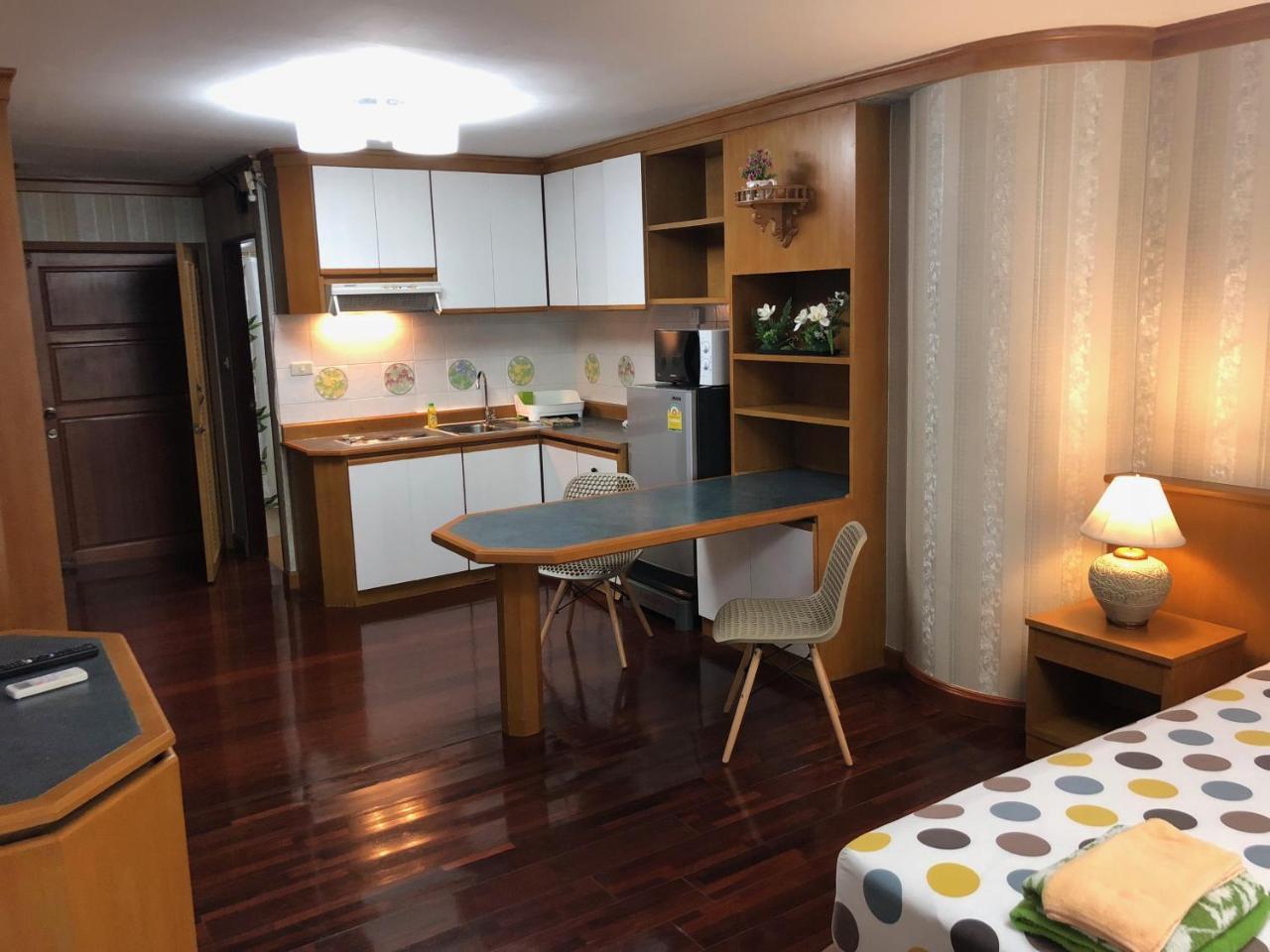 Sky Beach Apartment Pattaya Esterno foto